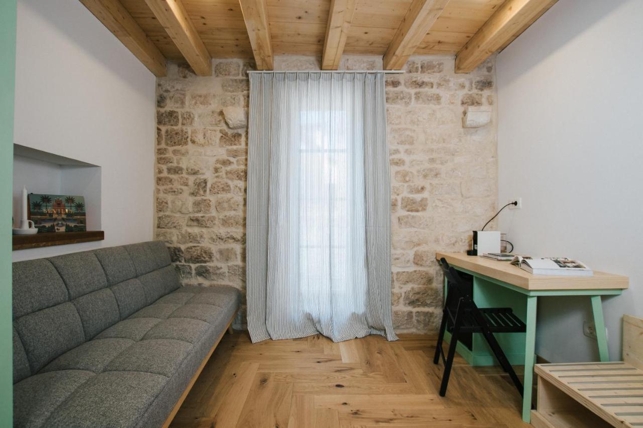 Franka Hotel Trogir Bagian luar foto