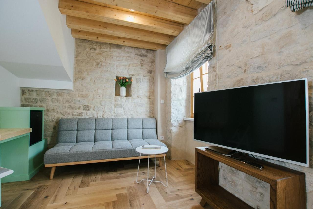 Franka Hotel Trogir Bagian luar foto